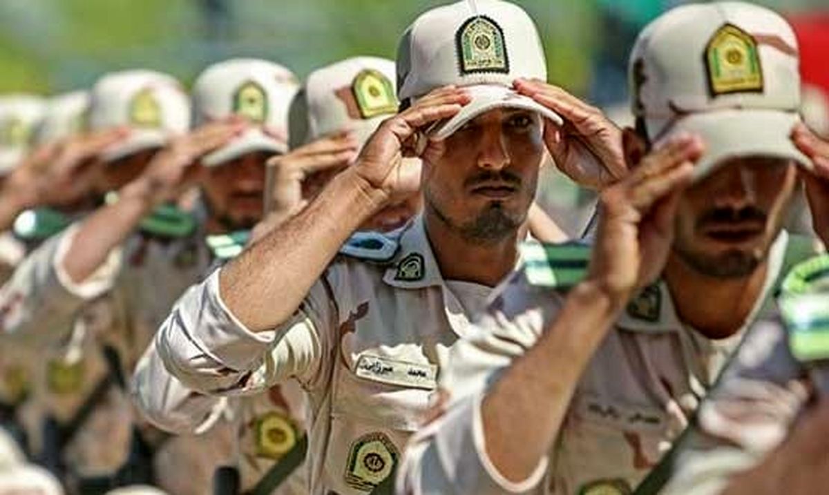 عفو رهبری اضافه خدمت سربازی به مناسبت 22 بهمن 1400 + شرایط و مدارک مورد نیاز