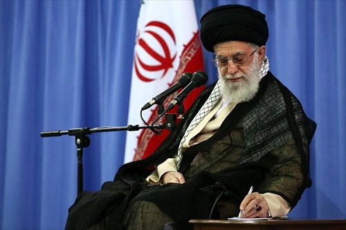 عفو رهبری سربازی برای سربازان فراری به مناسبت 22 بهمن 1400