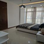 اتاق خواب والدین برج تریتیوم دریاچه چیتگر