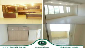 135 متری واقع در دریاچه