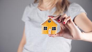 آپارتمان چند سال ساخت بخریم؟