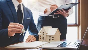 درآمد مشاور املاک چقدر است؟